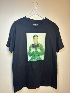 NWT Spenser’s Elvis Black Short-Sleeve Graphic Tee with Green Mugshot Print